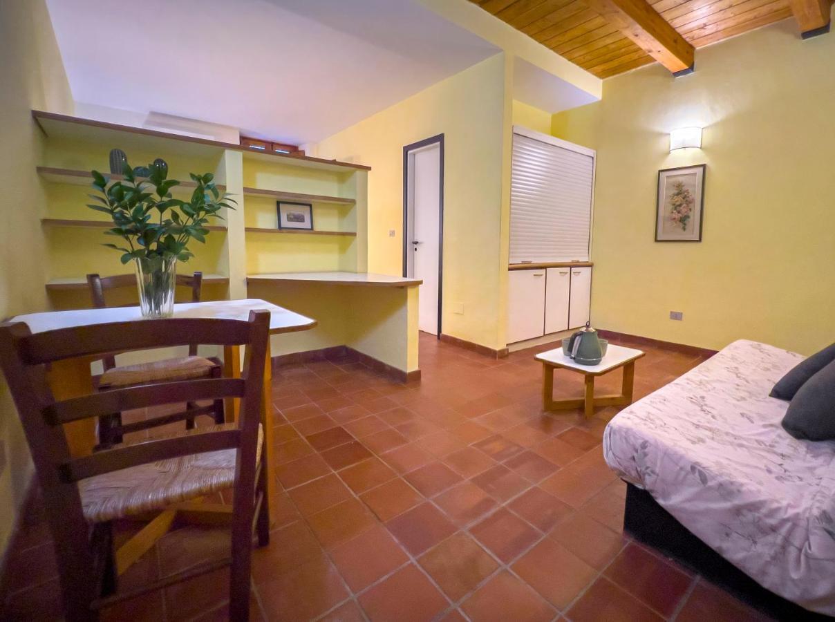 Agriturismo Feudo Tudia Landro Buitenkant foto