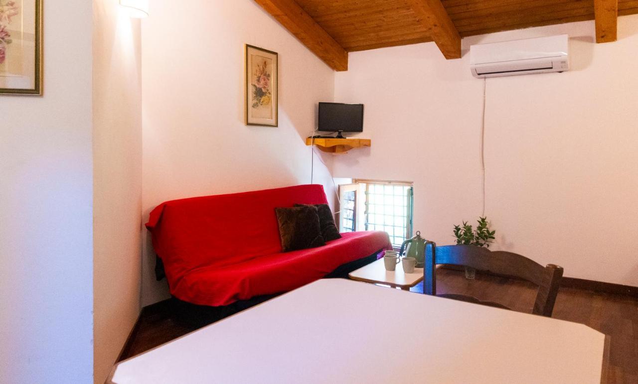 Agriturismo Feudo Tudia Landro Buitenkant foto