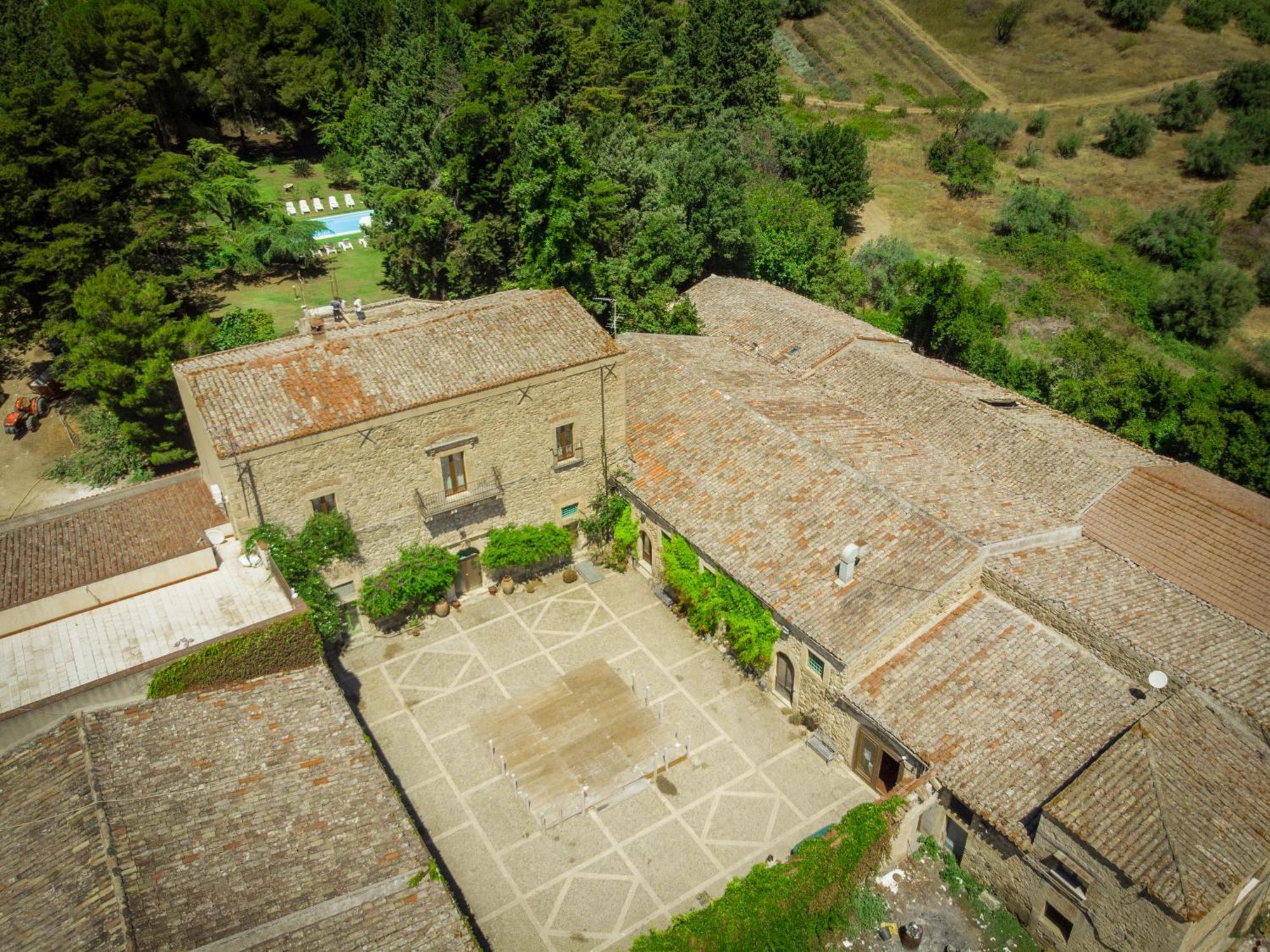 Agriturismo Feudo Tudia Landro Buitenkant foto