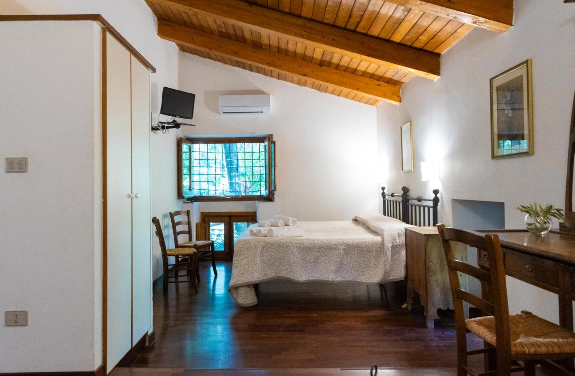 Agriturismo Feudo Tudia Landro Buitenkant foto